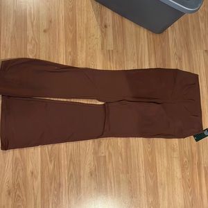 Flair leggings from target, never worn before, Medium size